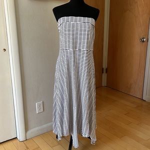 Navy White Geometric print Strapless Tieback Handkerchief Hem MIDI dress XL